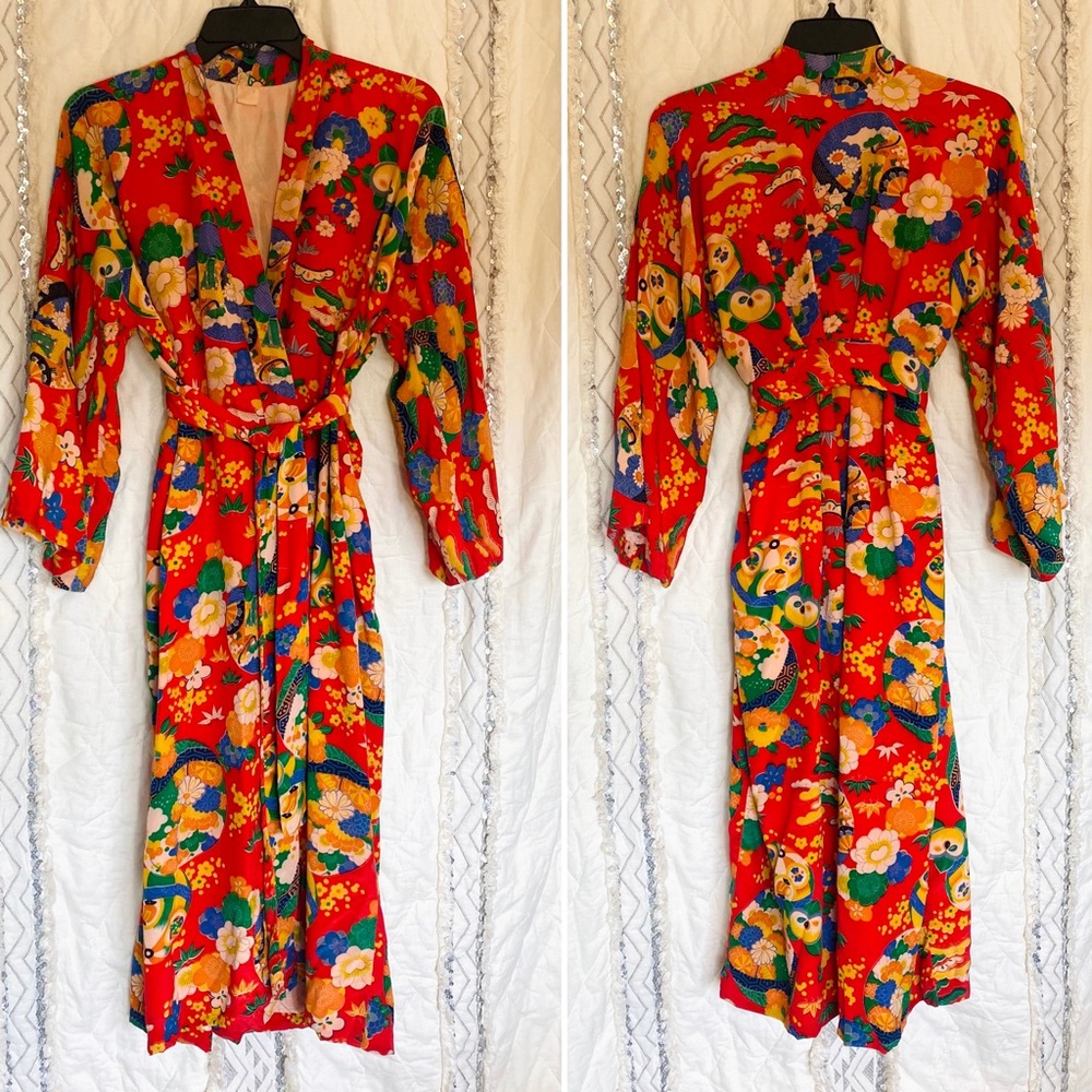 Vintage Retro Silk Robe, Red and Orange Eastern Print, Medium? hand modified